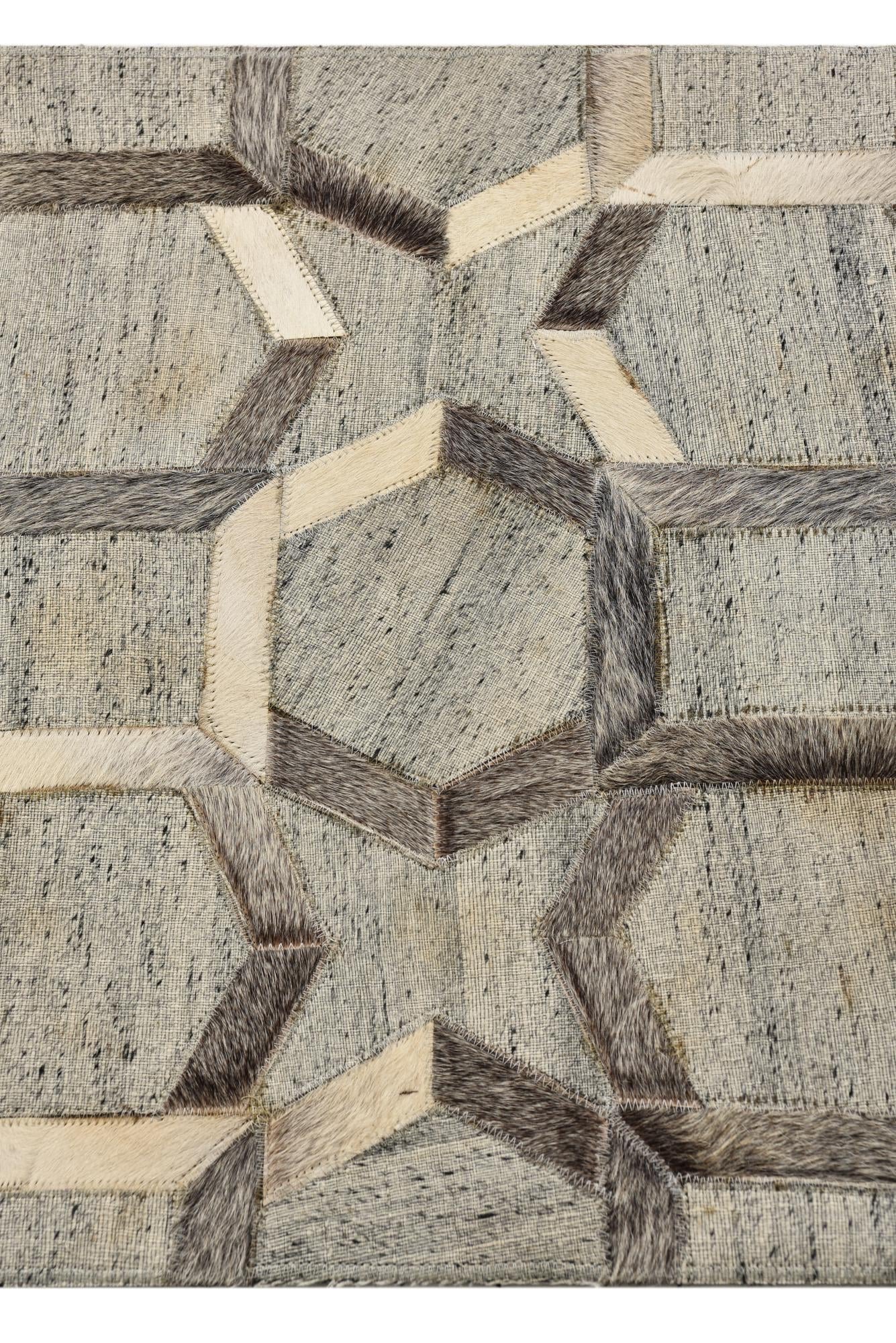 2' 1 x 3' 1 Cowhide Rug