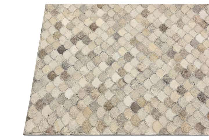 2' 1 x 3' Cowhide Rug