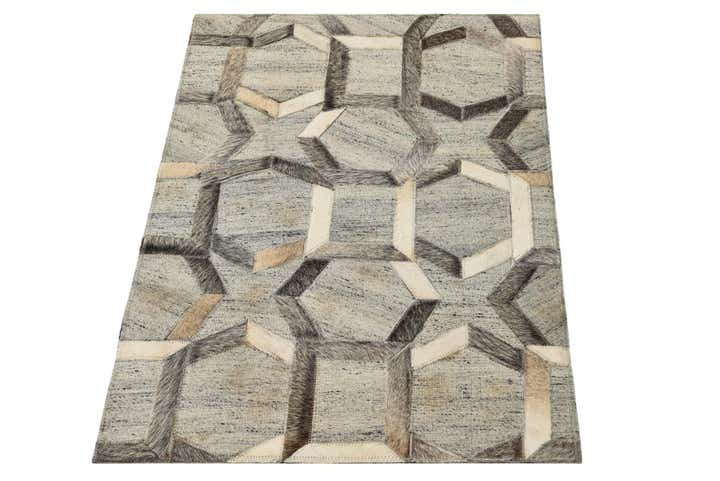 2' x 3' Cowhide Rug