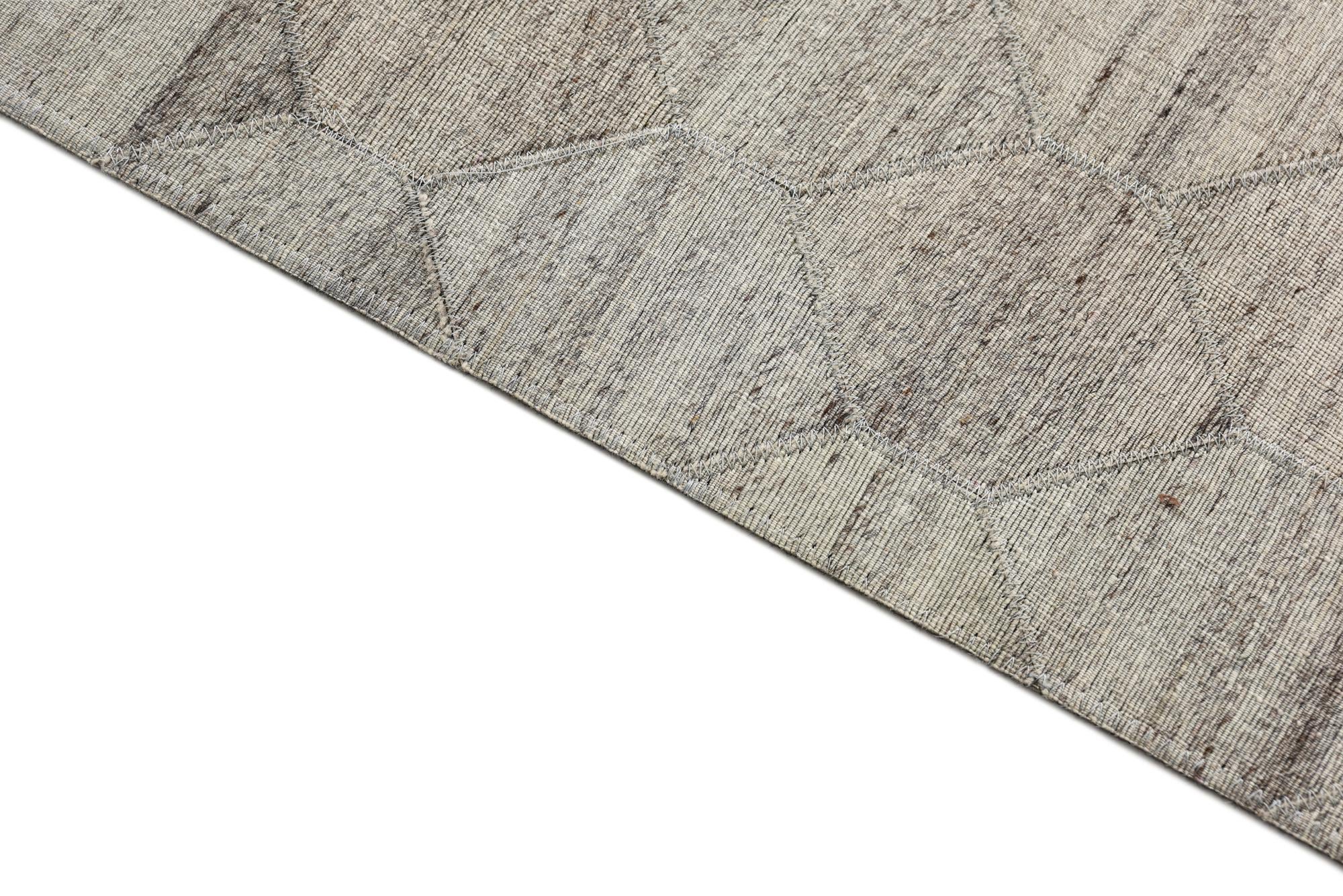 5' 2 x 7' 10 Cowhide Rug