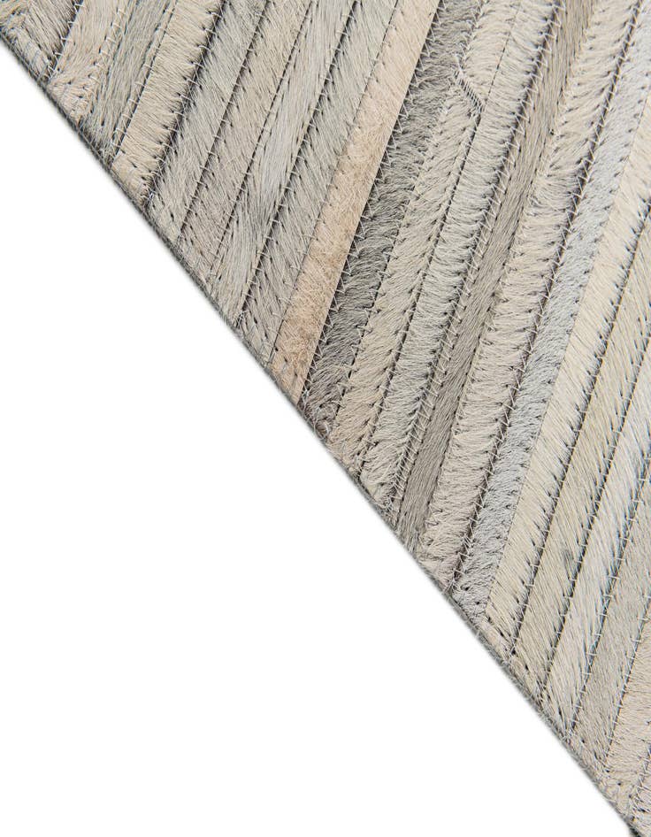 Detail image of 5' x 8' Cowhide Stocks Rug