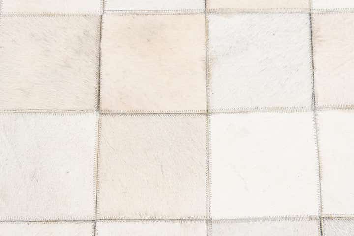 4' x 5' 10 Cowhide Stocks Rug