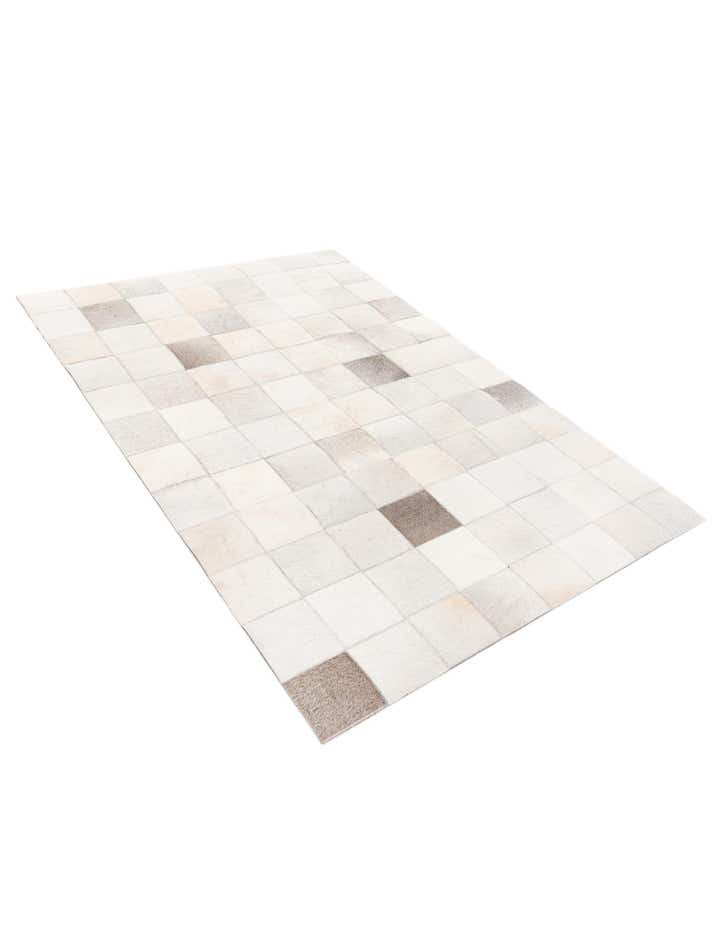 3' 11 x 5' 10 Cowhide Stocks Rug