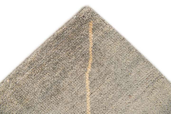 4' 7 x 6' 7 Hand Knotted Darya Wool Rug