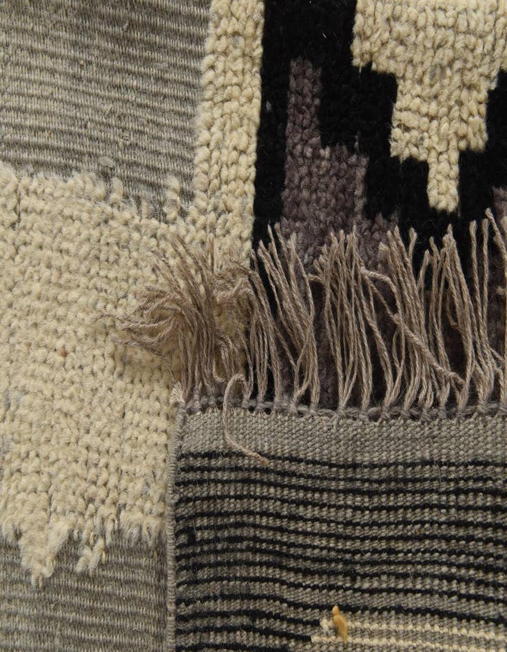 Detail image of 8' 1 x 10' 5  Hand Knotted Darya Wool Rug