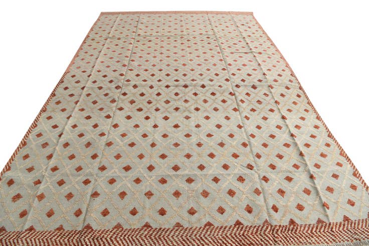 Detail image of 8' 4 x 12' 8 Hand Knotted Darya Wool Rug