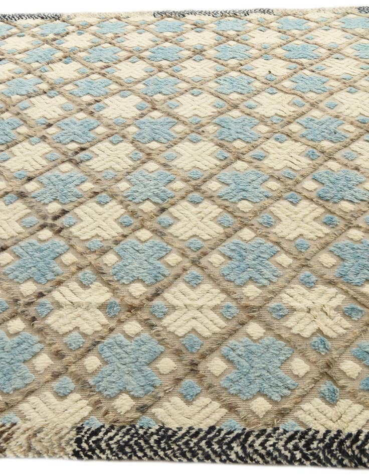 Detail image of 8' 10 x 12' 3  Hand Knotted Darya Wool Rug