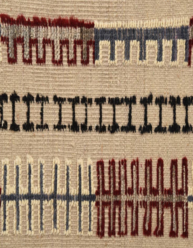 Detail image of 8' 10 x 12' 4  Hand Knotted Darya Wool Rug