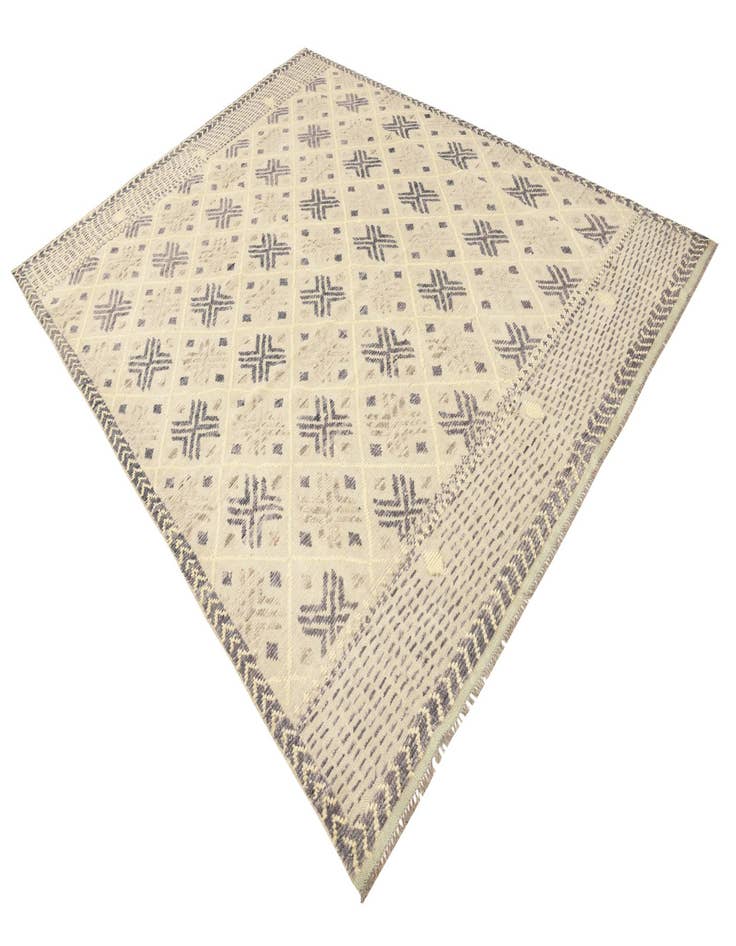 Detail image of 7' 9 x 10' 5 Hand Woven Darya Wool Rug