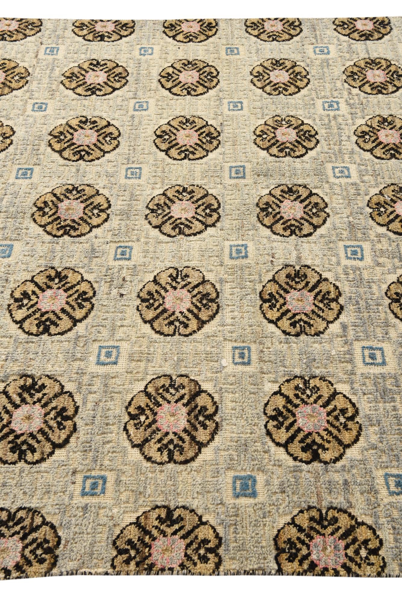 5' 7 x 8' 5 Hand Knotted Darya Wool Rug