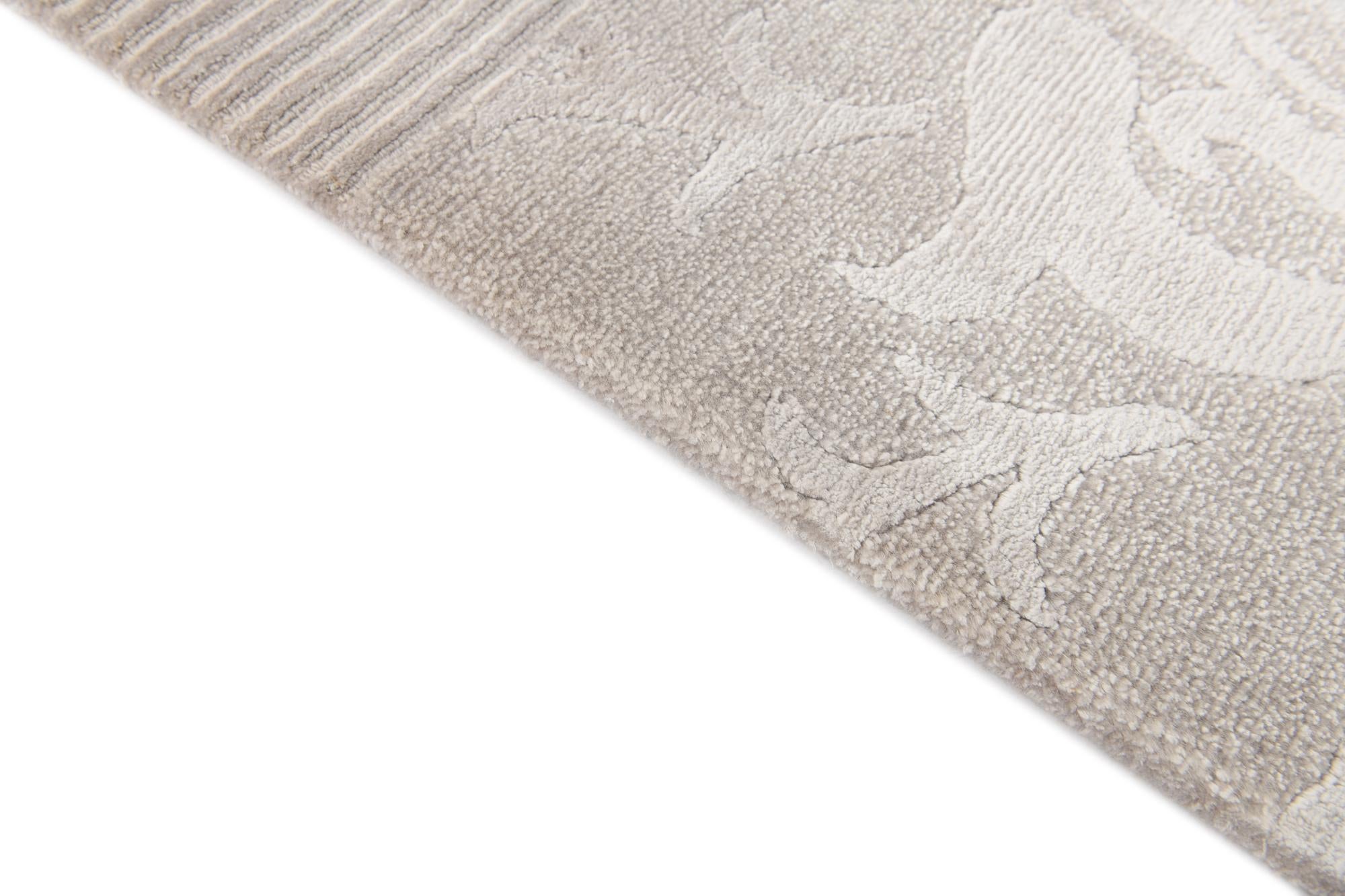 6' 8 x 10' 1 Hand Knotted Darya Wool Rug