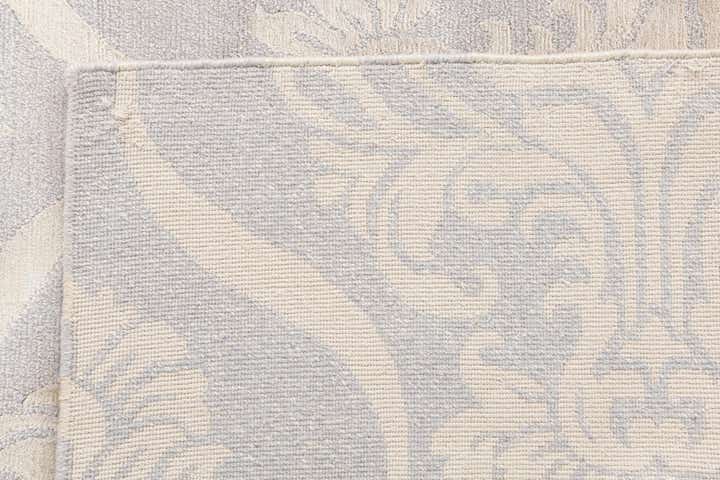 5' 8 x 8' Hand Knotted Darya Wool Rug