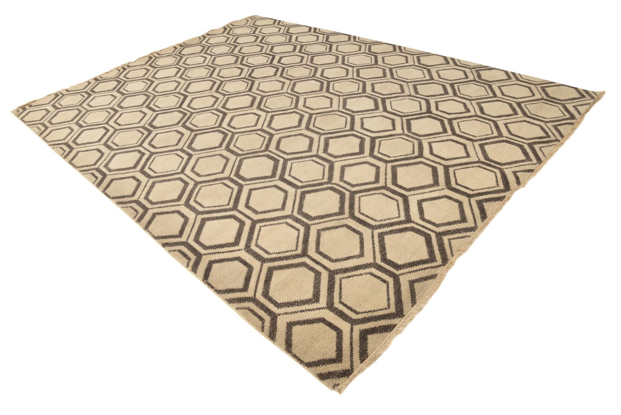9' 1 x 11' 10 Hand Knotted Darya Wool Rug