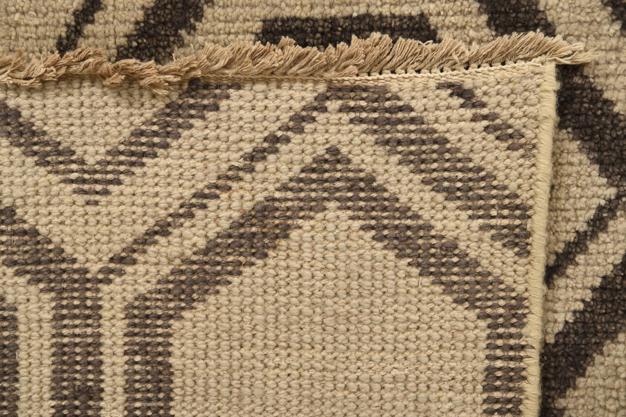 9' 1 x 11' 10 Hand Knotted Darya Wool Rug