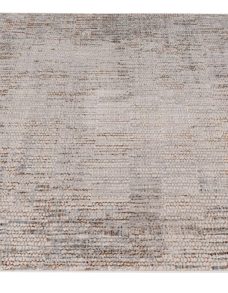 Detail image of 5' 3 x 7' 7 Delilah Rug