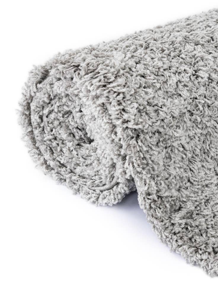 Detail image of 8' x 10' Everyday Shag Rug