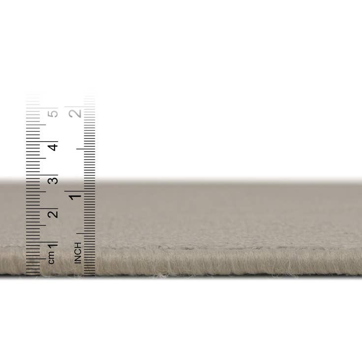 Detail image of 5' 3 x 8' Everyday Solid Rug