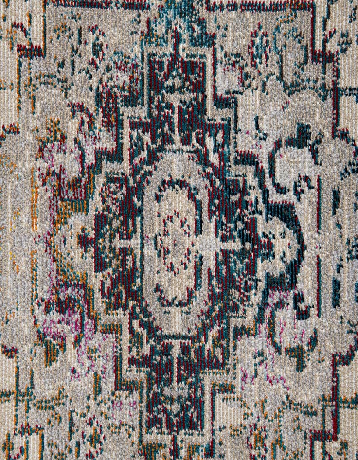 Detail image of 5' 5 x 7' 4 Fleur Rug