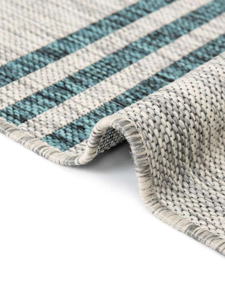 5' 3 x 8' Easy-Clean Jill Zarin Anguilla Indoor / Outdoor Rug