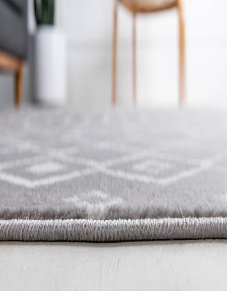 Detail image of 6' x 9' Kasbah Trellis Rug