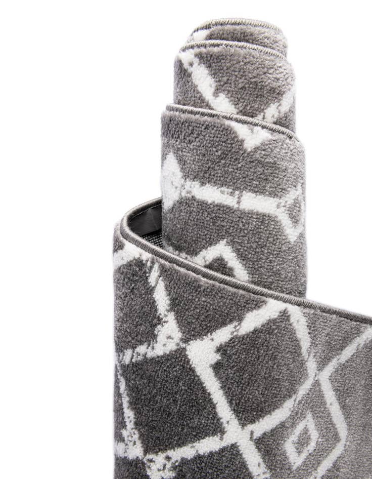 Detail image of 2' x 3' Kasbah Trellis Rug