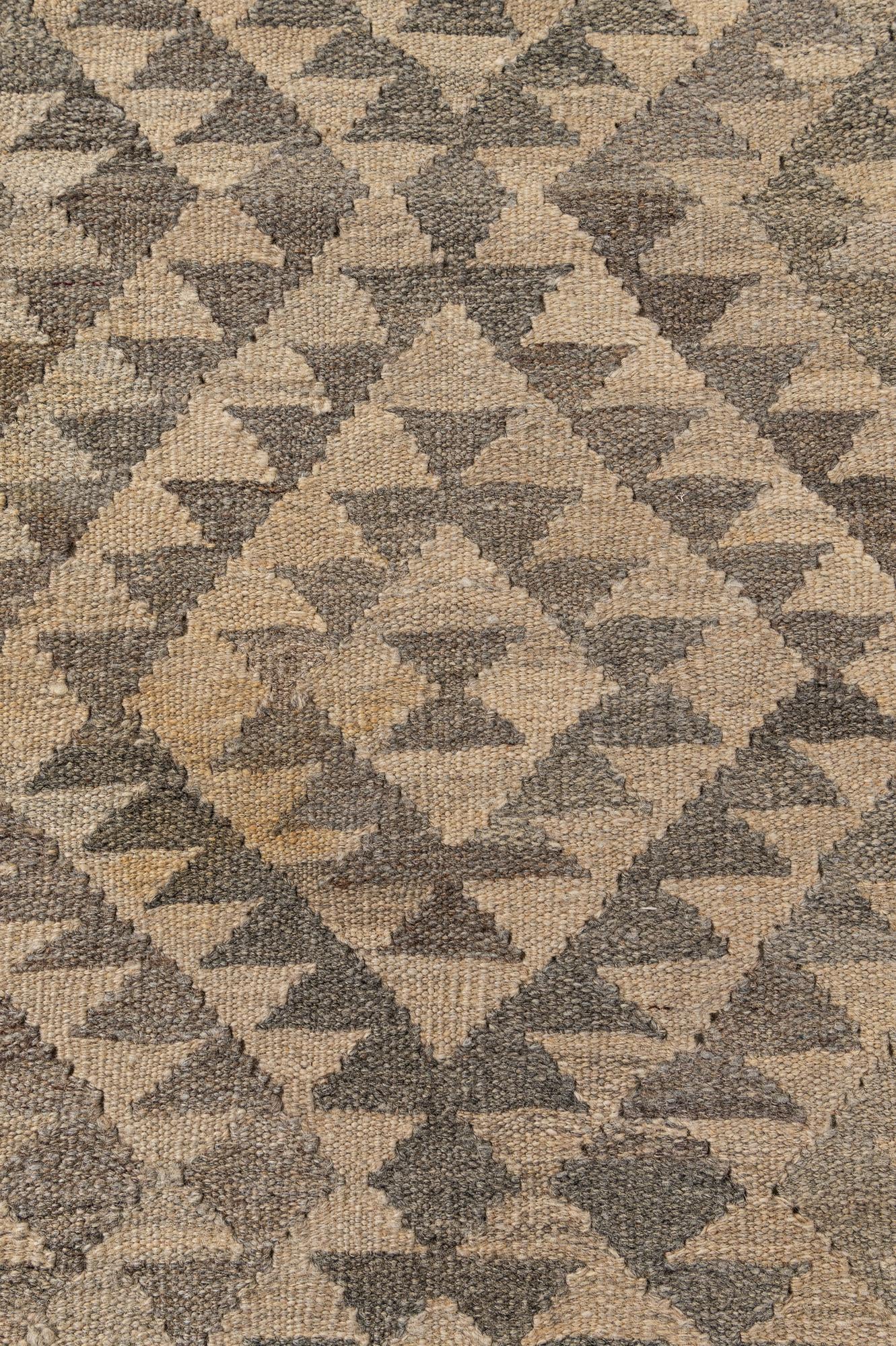 3' 11 x 6' 2 Hand Woven Kilim Maymana Wool Rug