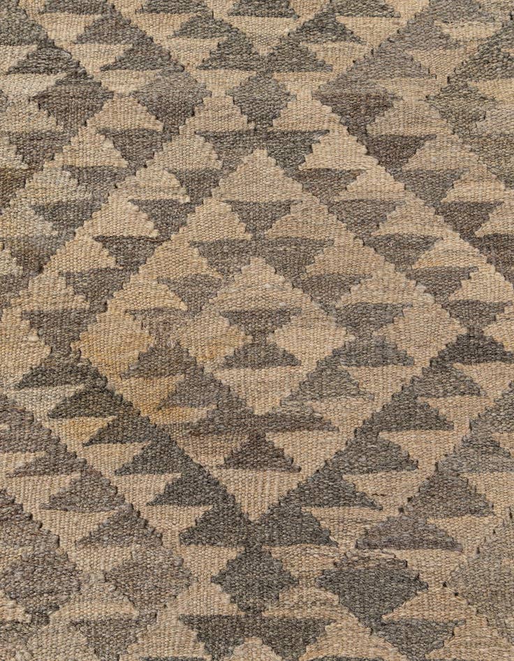 Detail image of 3' 11 x 6' 2  Hand Woven Kilim Maymana Wool Rug