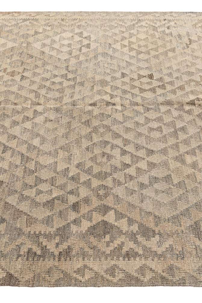 5' 5 x 6' 10 Hand Woven Kilim Maymana Wool Rug