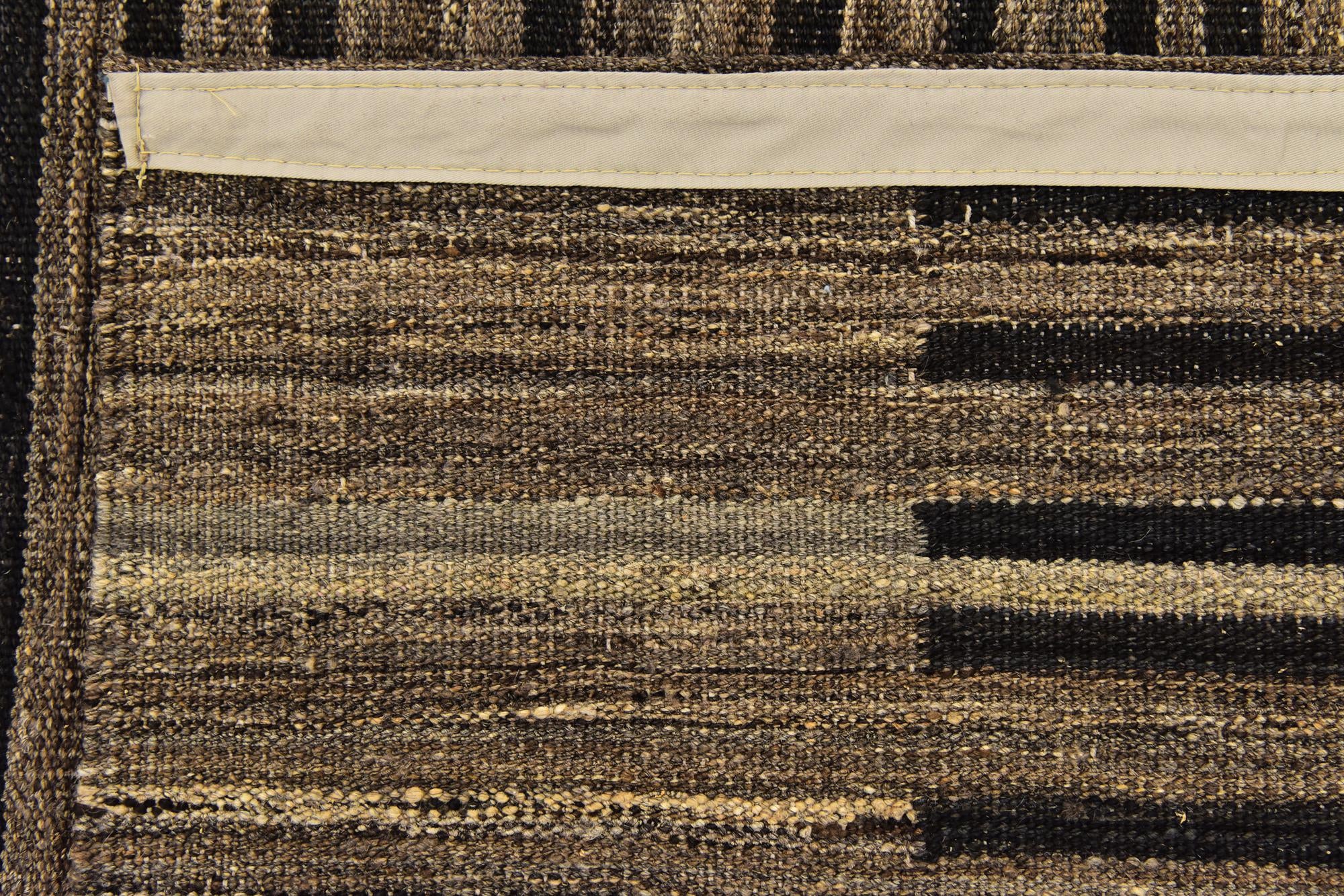 5' 6 x 8' Hand Woven Kilim Modern Wool Rug