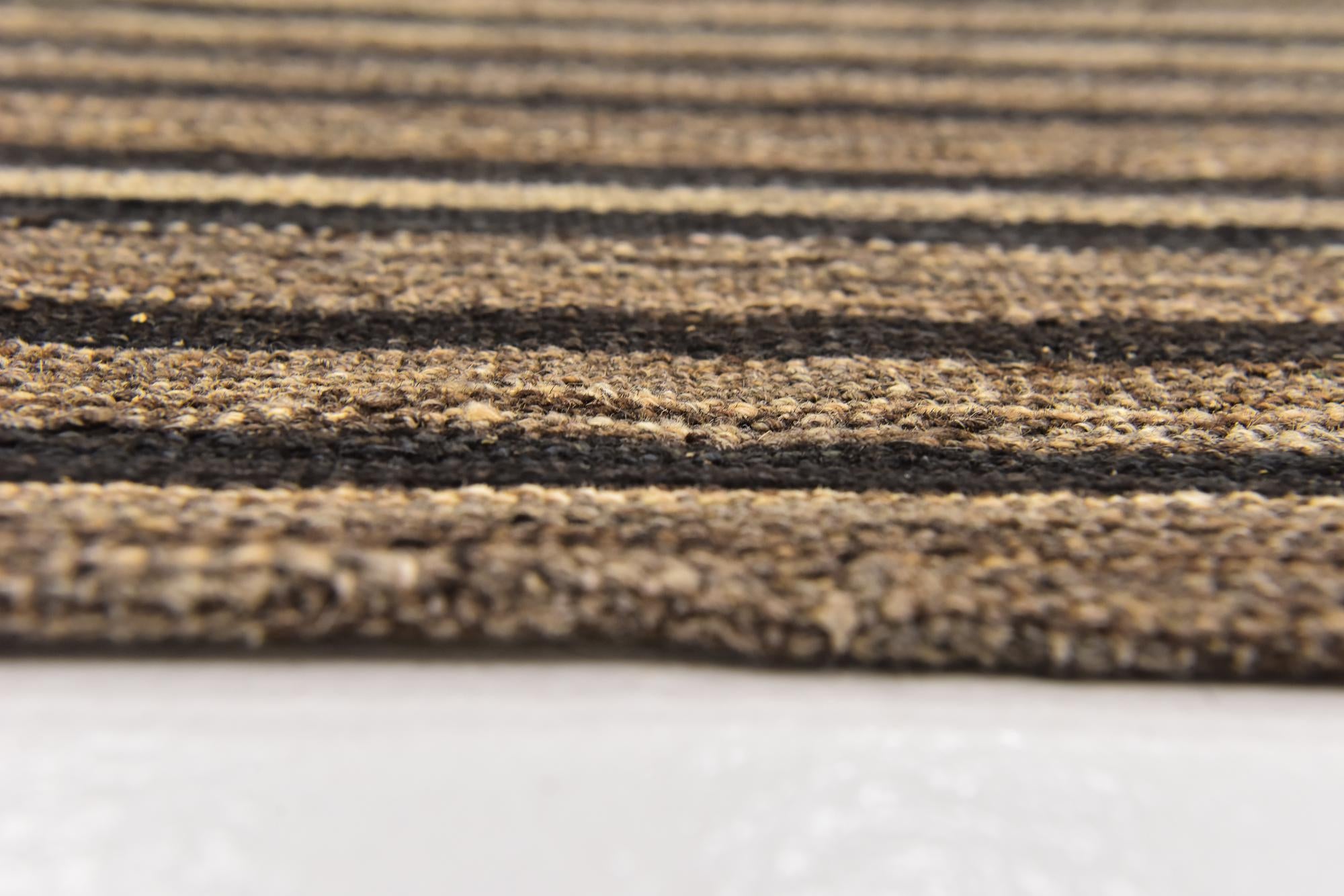 5' 6 x 8' Hand Woven Kilim Modern Wool Rug