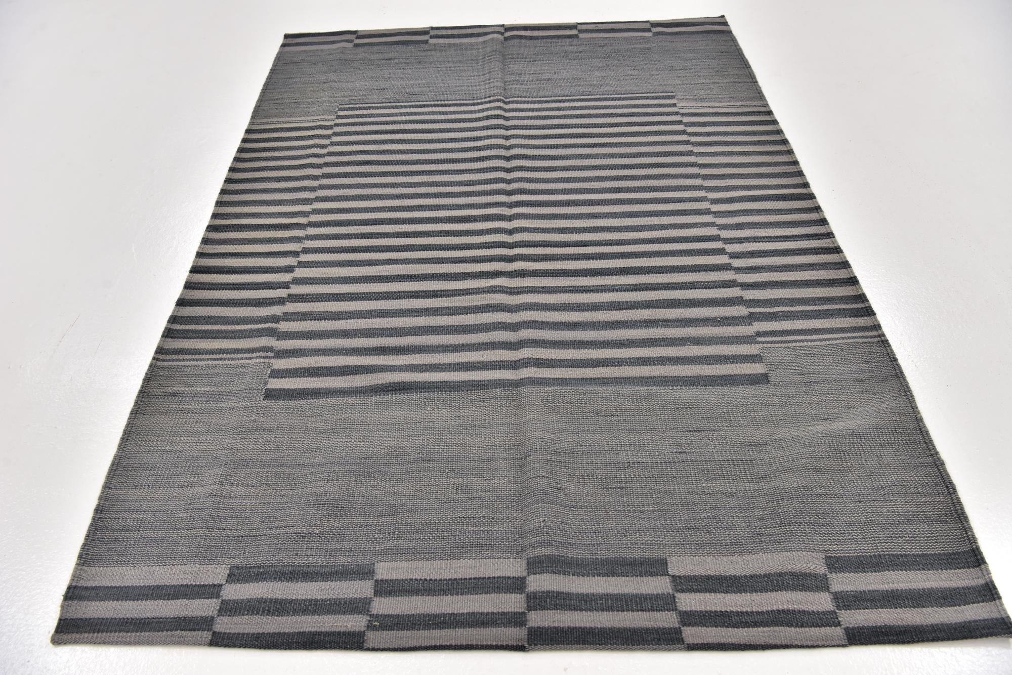 4' 3 x 5' 10 Hand Woven Kilim Modern Wool Rug