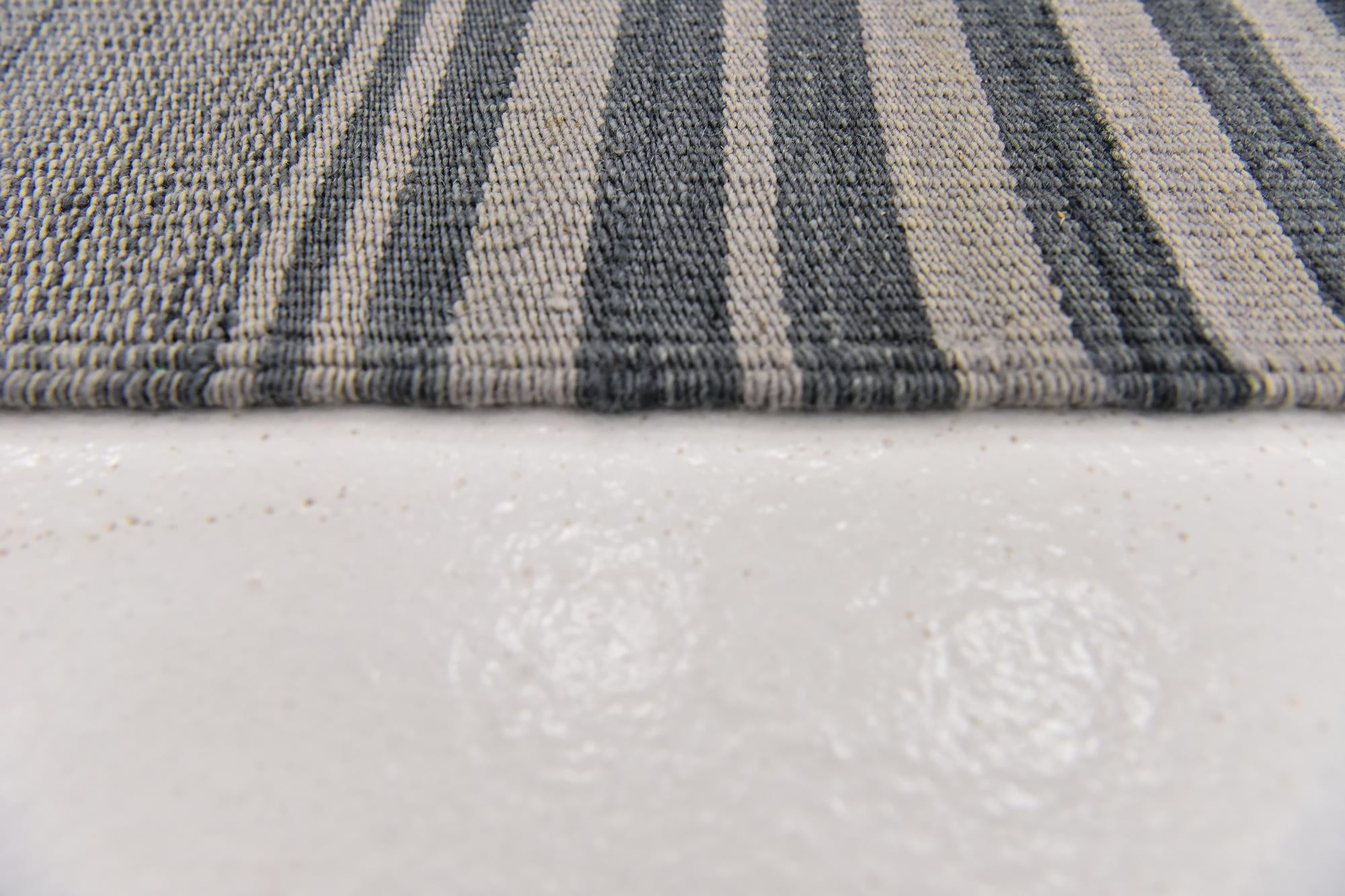 4' 3 x 5' 10 Hand Woven Kilim Modern Wool Rug