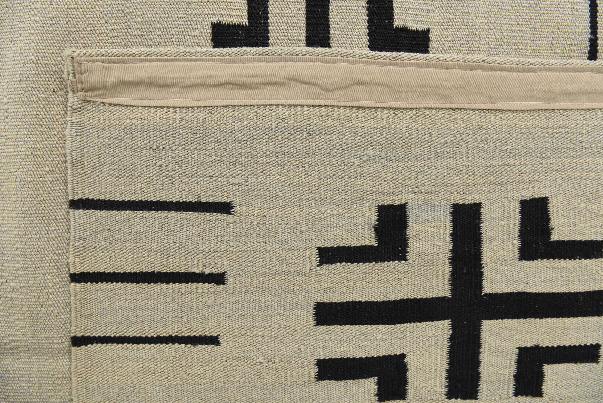 8' 6 x 9' 5 Hand Woven Kilim Modern Wool Rug