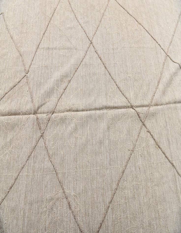 Detail image of 5' 2 x 8'  Hand Woven Kilim Modern Wool Rug