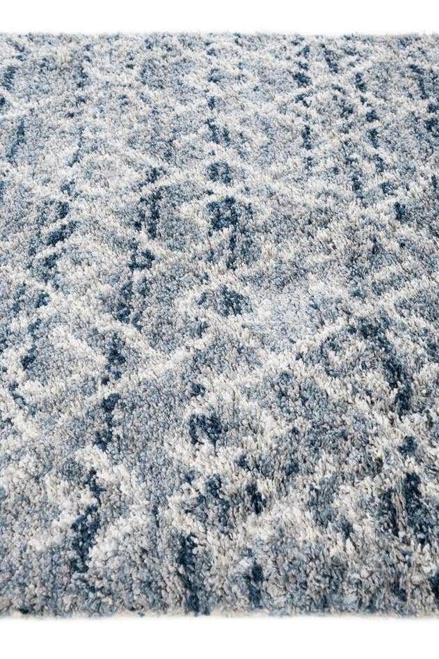Detail image of 5' 3 x 7' 7 Lagom Shag Rug