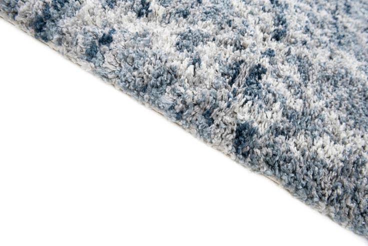 Detail image of 5' 3 x 7' 7 Lagom Shag Rug