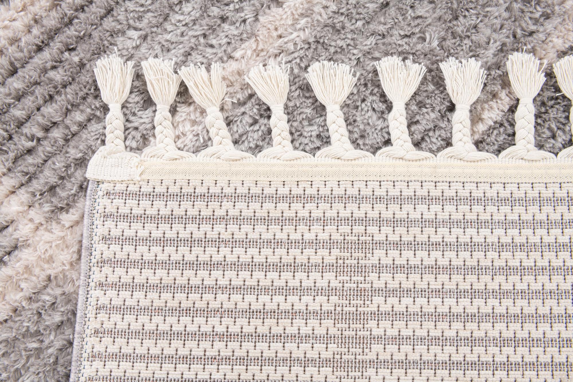 5' 3 x 7' 7 Lagom Shag Rug