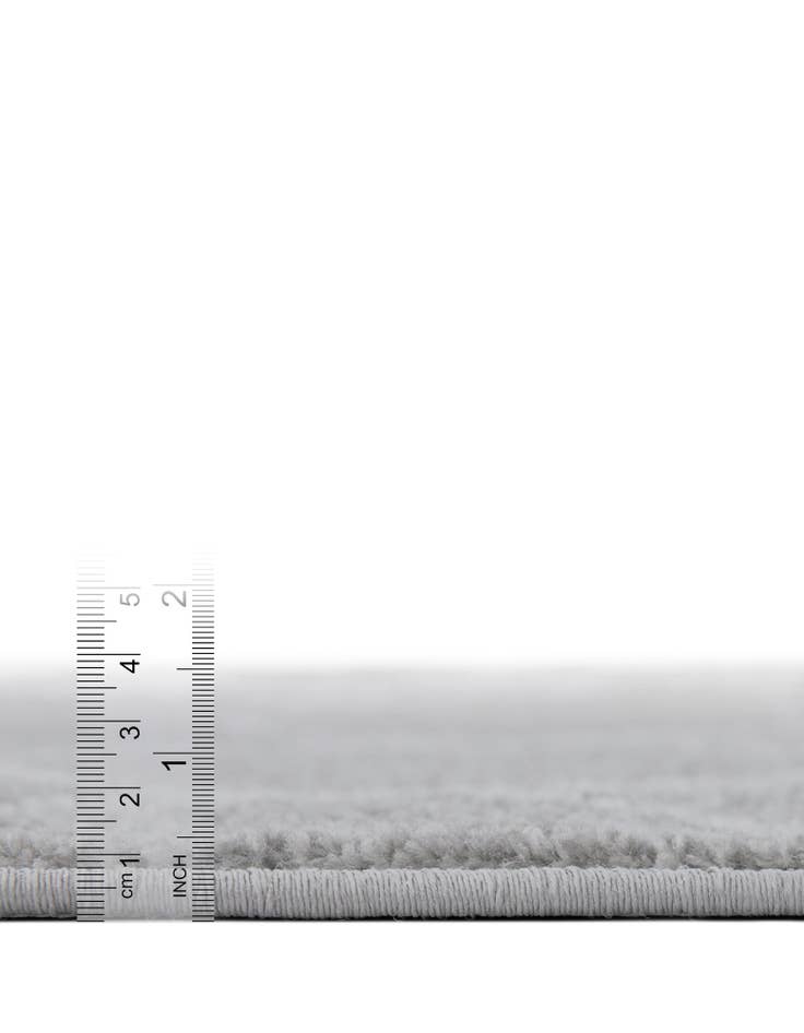 Detail image of 2' x 3' Lattice Frieze Rug