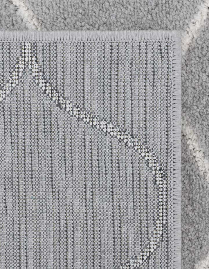 7' 10 x 10' Lattice Frieze Rug