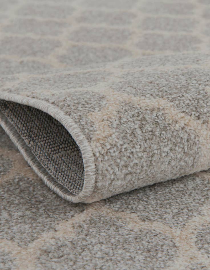 Detail image of 7' 10 x 11' Lattice Rug