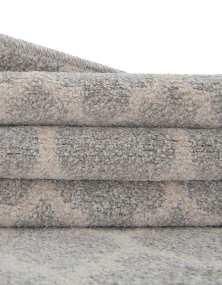 Detail image of 7' 10 x 11' Lattice Rug