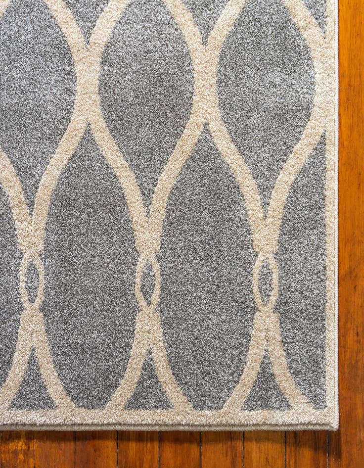 Detail image of 9' x 12' Lattice Rug