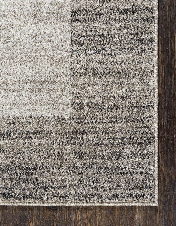 Detail image of 7' 10 x 11' Loft Rug