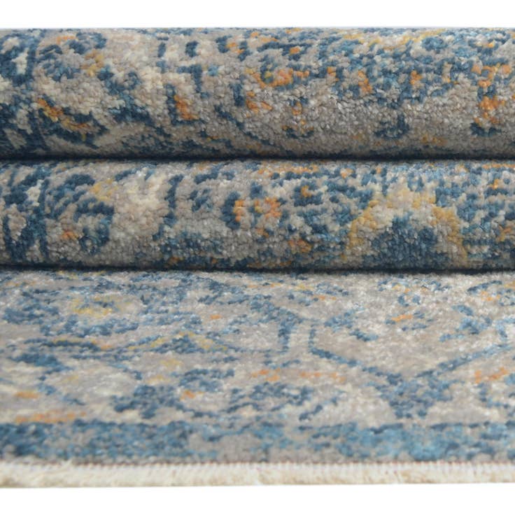 Detail image of 2' x 3' Lola Rug