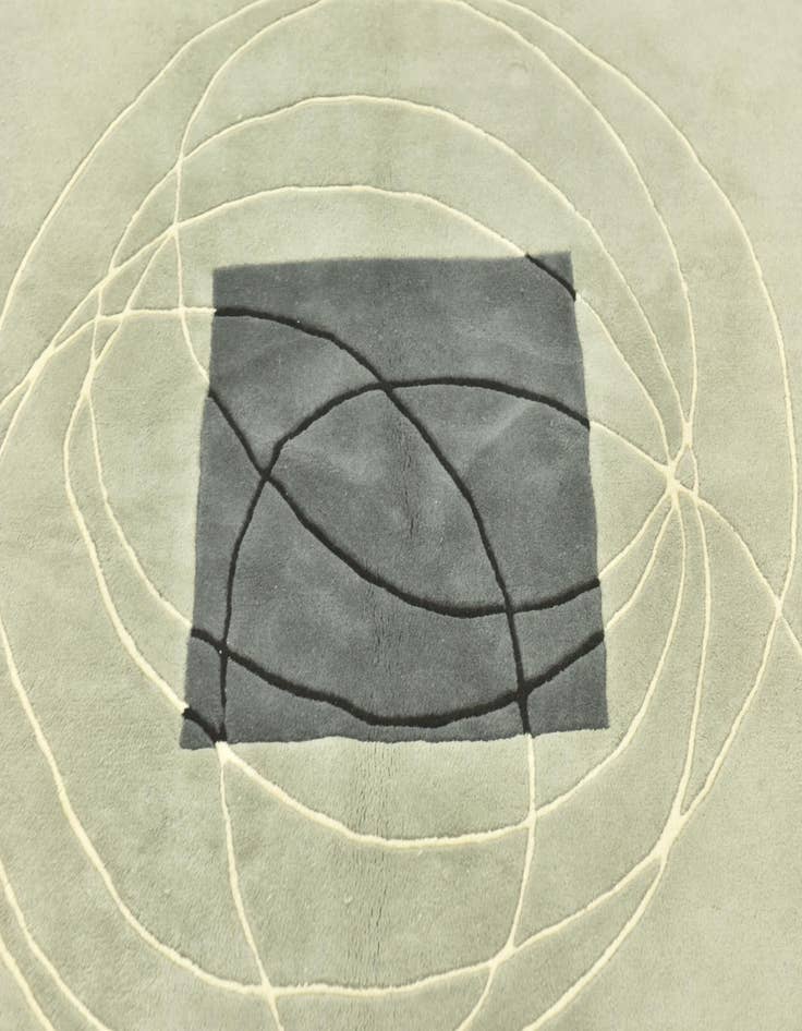 Detail image of 5' 6 x 7' 8 Luna Wool Rug