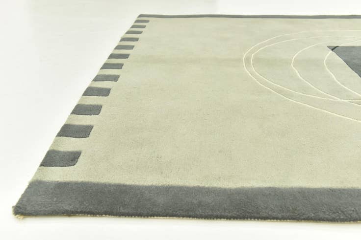 Detail image of 5' 6 x 7' 8 Luna Wool Rug