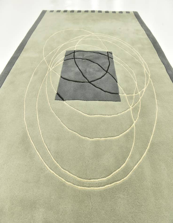 Detail image of 5' 7 x 7' 9 Luna Wool Rug