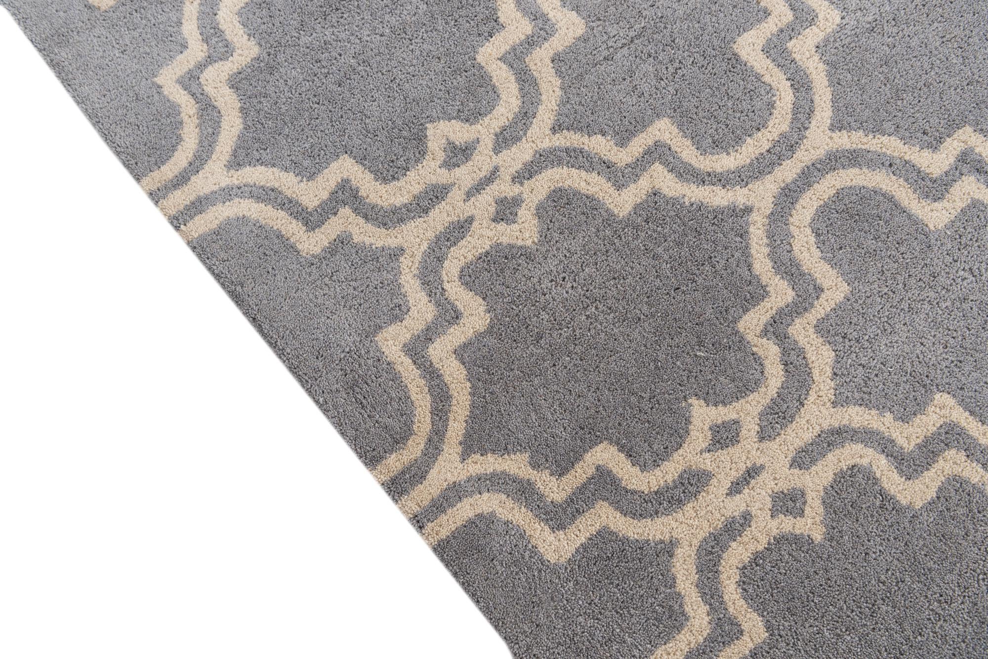 5' 1 x 8' Luna Rug