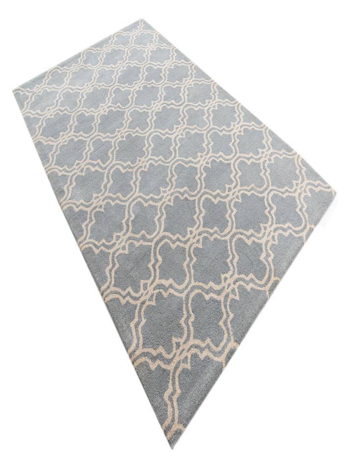 Detail image of 5' 1 x 8' 1 Luna Rug