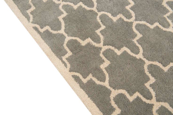 Detail image of 5' 1 x 8' Luna Rug